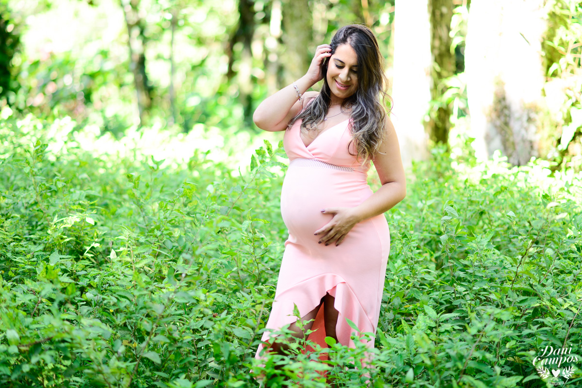 ensaio gestante gravida na praia dani campos fotografia fotografos no litoral ensaio gravida maternidade ubatuba ruinas da laginha mae de menina