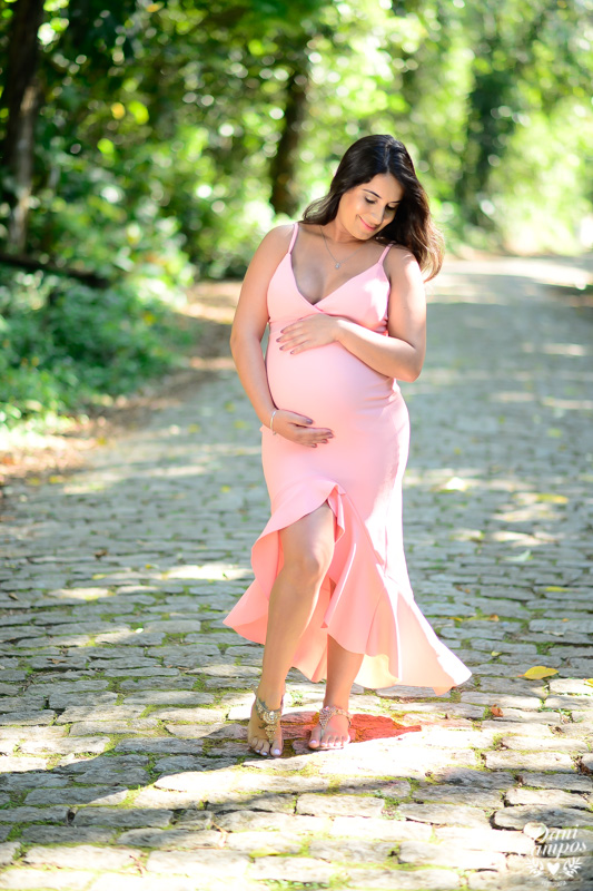 ensaio gestante gravida na praia dani campos fotografia fotografos no litoral ensaio gravida maternidade ubatuba ruinas da laginha mae de menina