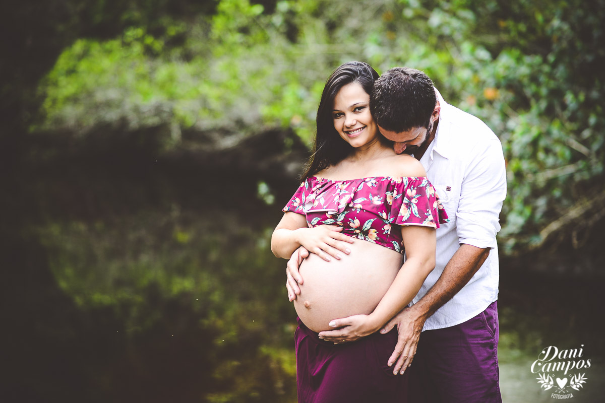 fotografia gestante na praia beach maternidade fotografos no litoral dani campos fotografia maternidade gravida mae de menina dogs base