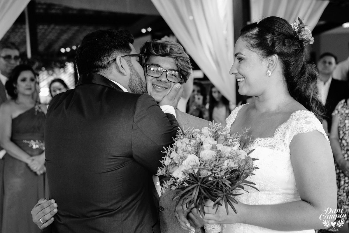 casar de dia, casamento no campos,fotografo de casaemento litoral norte, casar caragua,vestido de noiva, sitio guaca, casar na praia, casar em ilhabela
