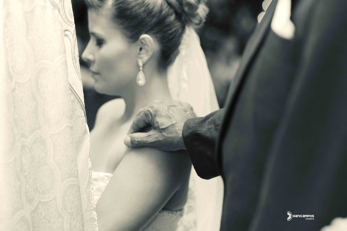 dani campos fotografia, fotografo de casamento, casamento, casamento em igreja, casamento na praia, casar, noiva, fotografia, caraguatatuba, ilha bela, noiva, vestido de noiva
