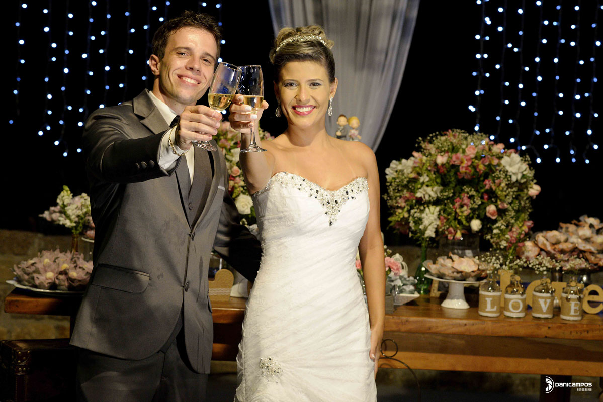 dani campos fotografia, fotografo de casamento, casamento, casamento em igreja, casamento na praia, casar, noiva, fotografia, caraguatatuba, ilha bela, noiva, vestido de noiva