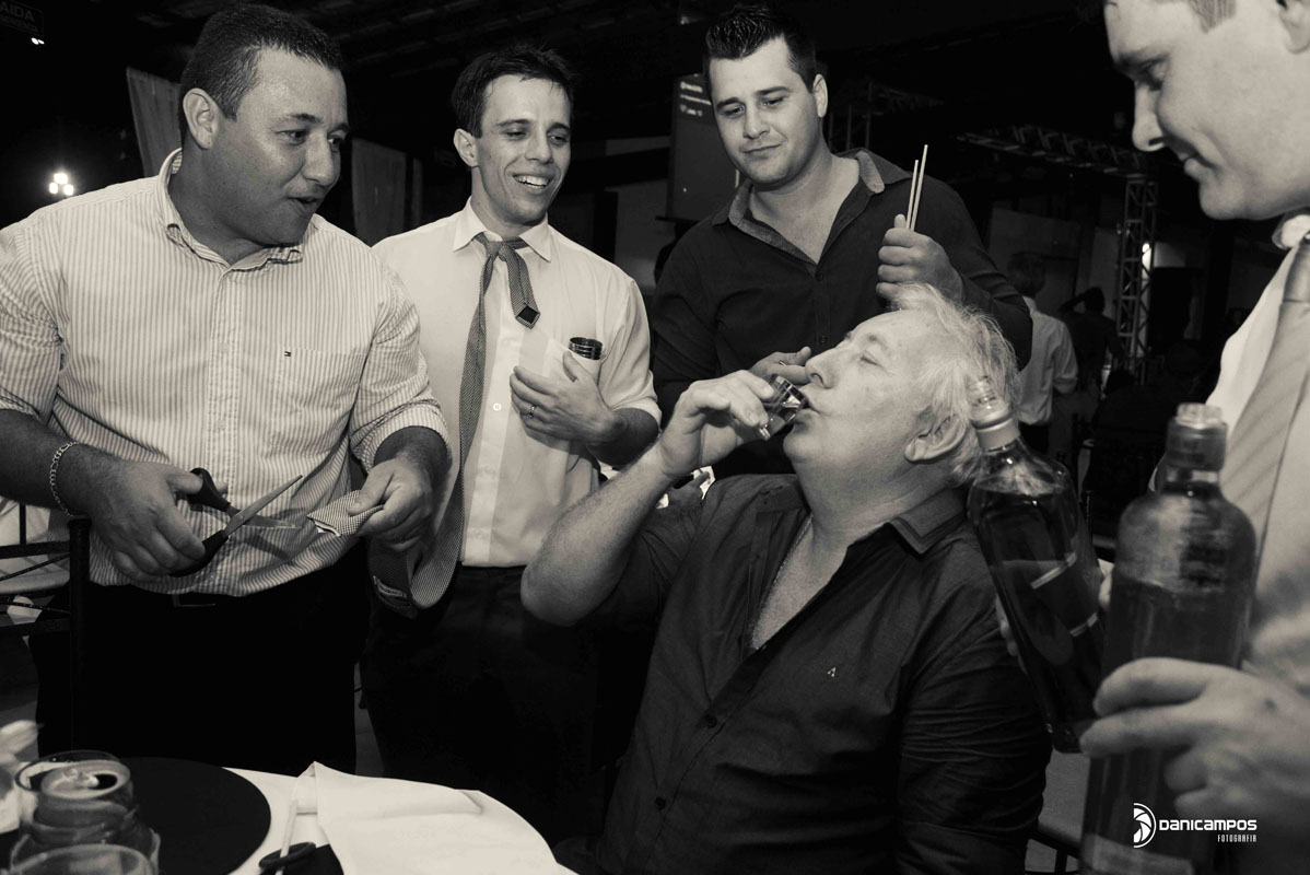 dani campos fotografia, fotografo de casamento, casamento, casamento em igreja, casamento na praia, casar, noiva, fotografia, caraguatatuba, ilha bela, noiva, vestido de noiva