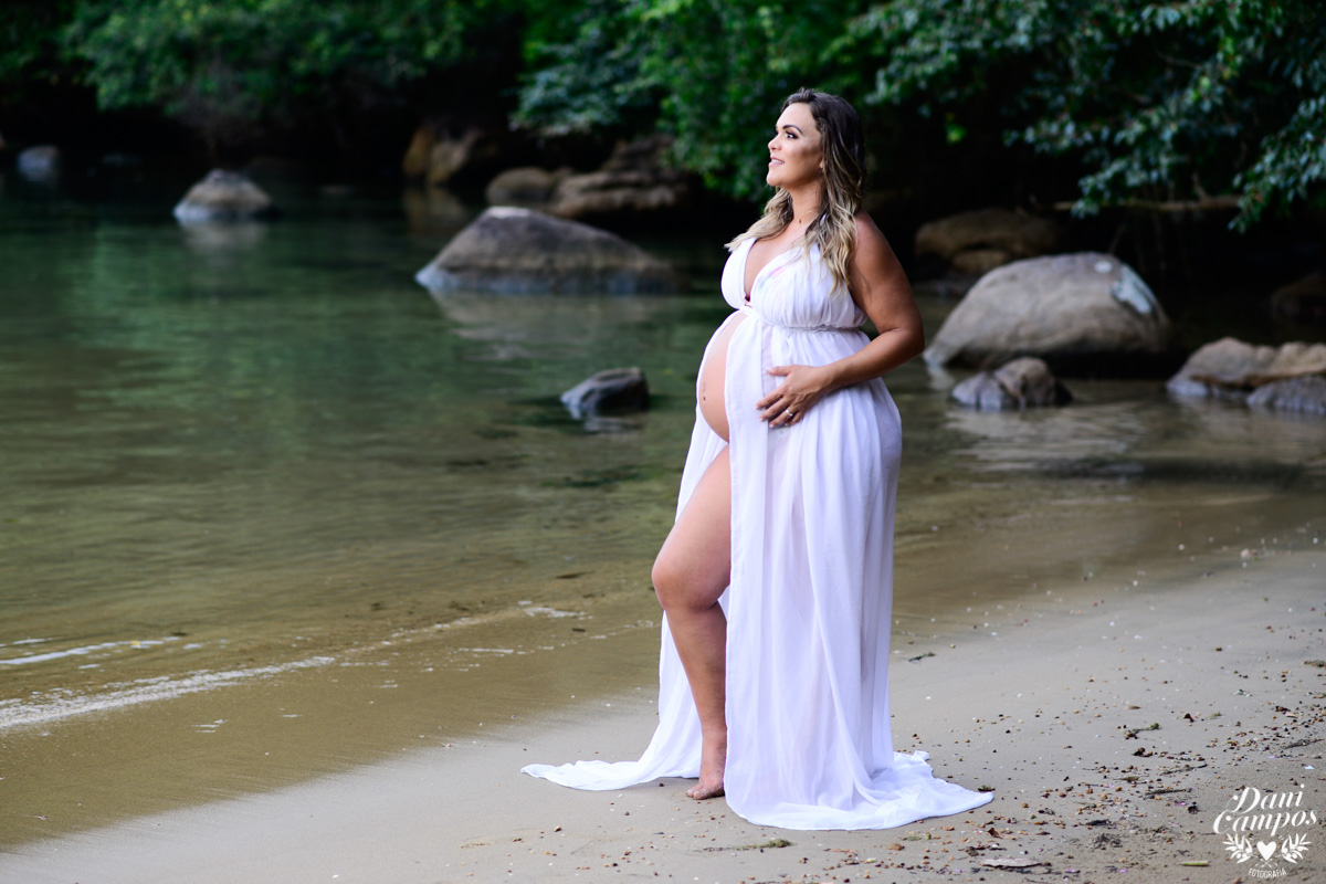 dani campos fotografia gestant gravida maternidade ensaio na praia ensaio fotografico gestante na praia fotografos no litoral Ubatuba Caragua Ilha bela