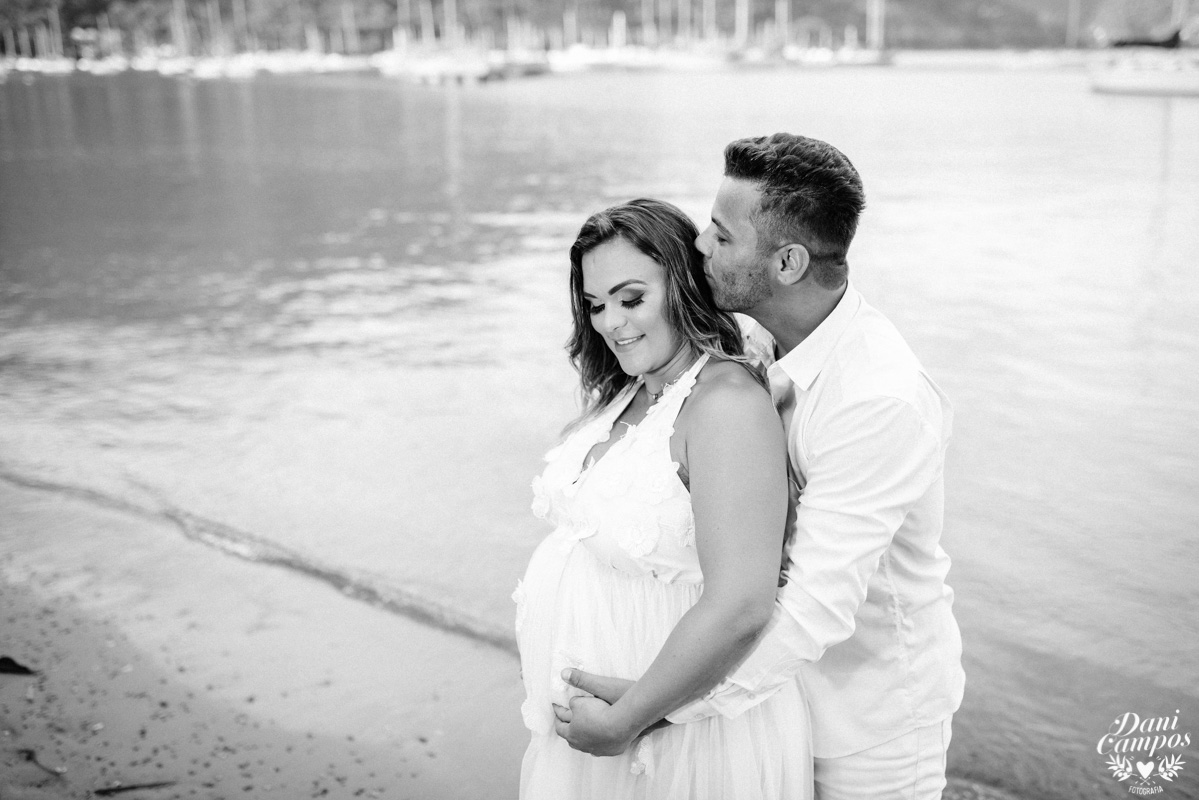 dani campos fotografia gestant gravida maternidade ensaio na praia ensaio fotografico gestante na praia fotografos no litoral Ubatuba Caragua Ilha bela