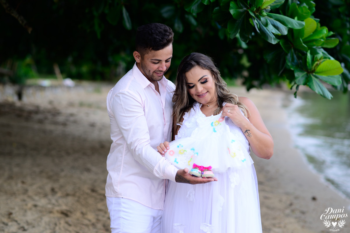 dani campos fotografia gestant gravida maternidade ensaio na praia ensaio fotografico gestante na praia fotografos no litoral Ubatuba Caragua Ilha bela