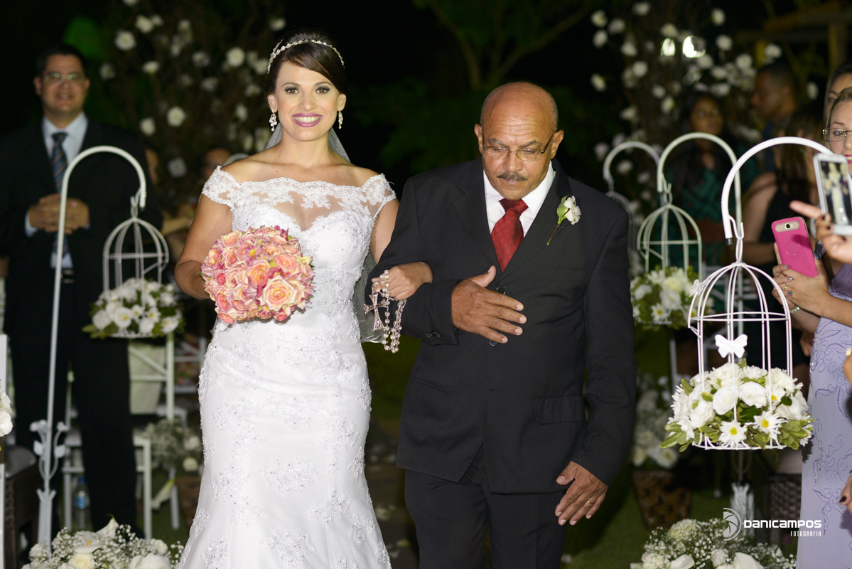 fotografa dani campos, dani campos fotogra, fotografia de casamento, casamento, noiva, casamento de noite, casamento de dia, vestido de noivas, casamento no campo, noiva linda, dani campos, litoral norte de sao paulo, caraguatatuba