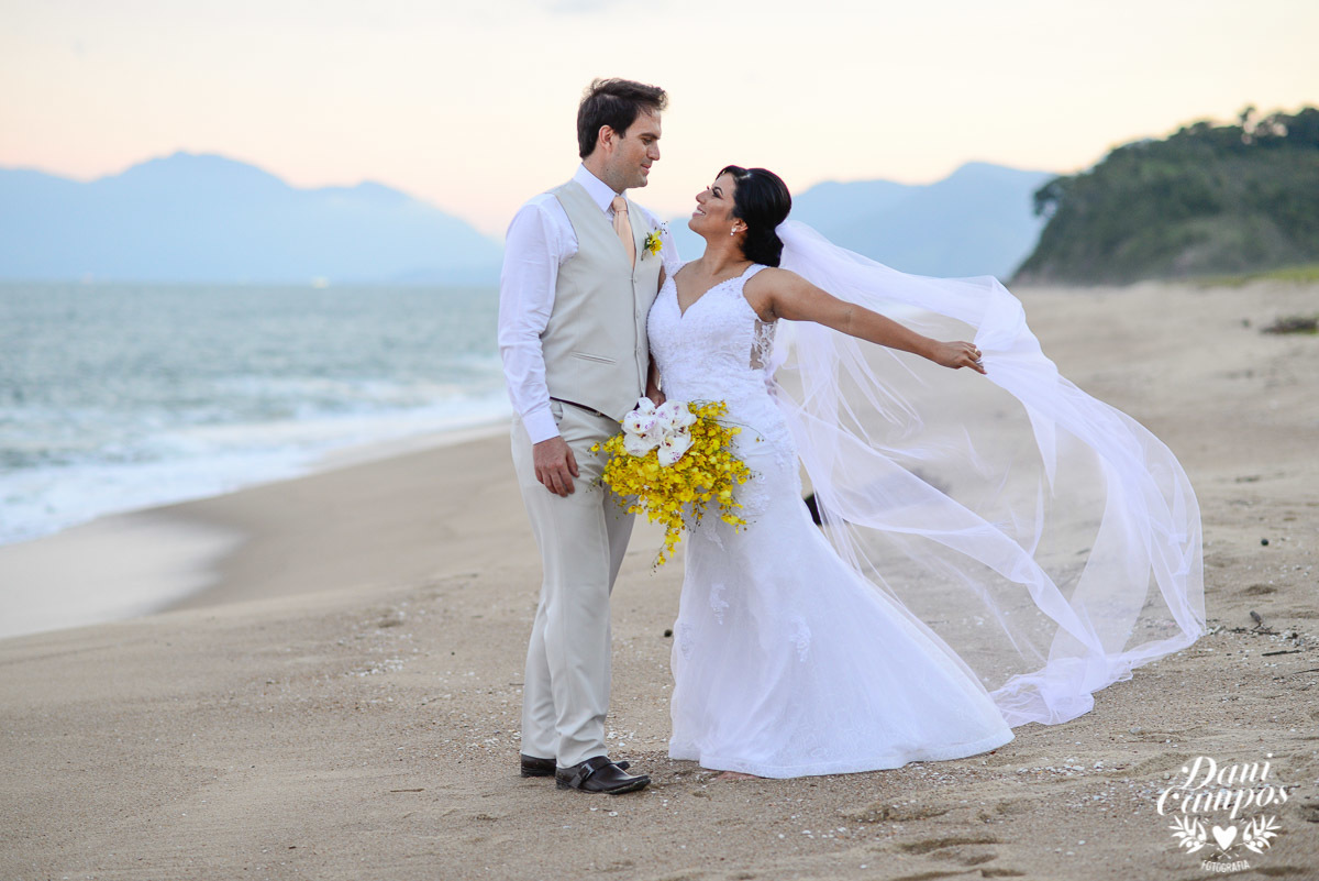 fotografia de casamento casar de dia casamento na praia fotografia fotografos no litoral dani campos fotografia casar noiva noivo