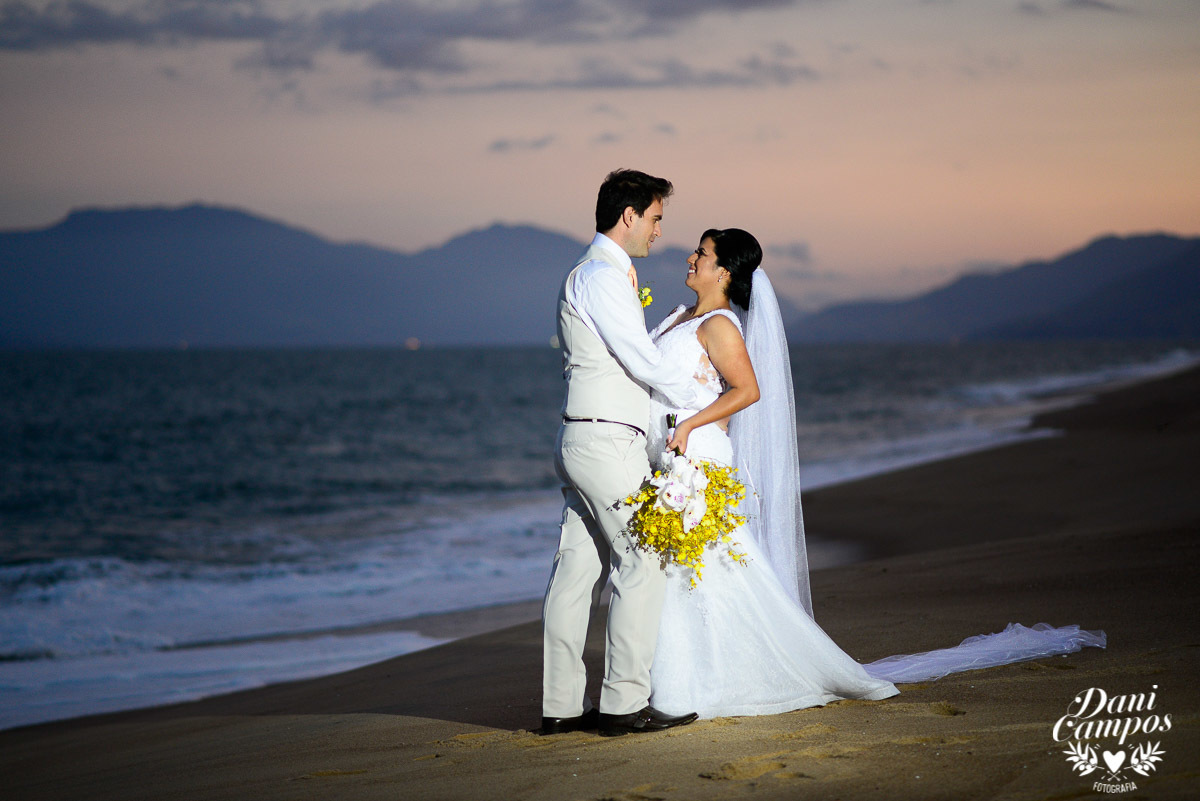 fotografia de casamento casar de dia casamento na praia fotografia fotografos no litoral dani campos fotografia casar noiva noivo