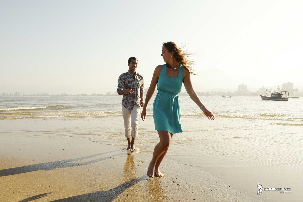 fotografia de casamento, casamento, pre wedding, dani campos, dani campos fotografia, casamento na praia, praia, casal na praia, apaixonados, londres, brasil, noiva, wedding, wedding day, vestido de noiva, casar na praia