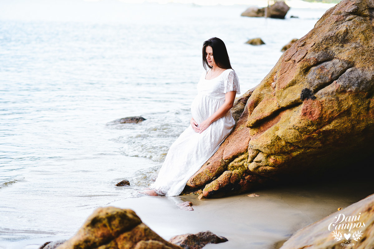 fotos de gestante na praia fotografos no litoral dani campos fotografia materninade gravidez