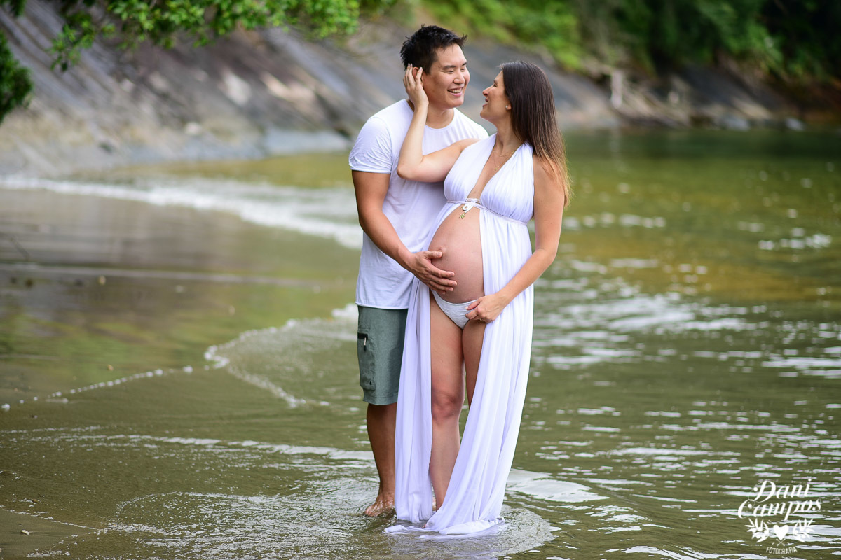fotos de gestante na praia fotografos no litoral dani campos fotografia materninade gravidez