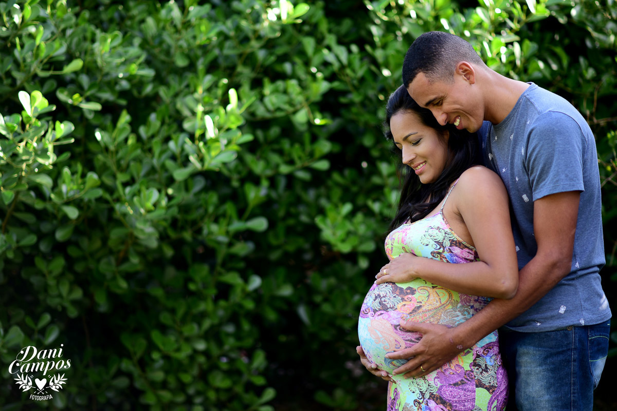 gestante na praia danicampos fotografia ensaio fotografico gestante 