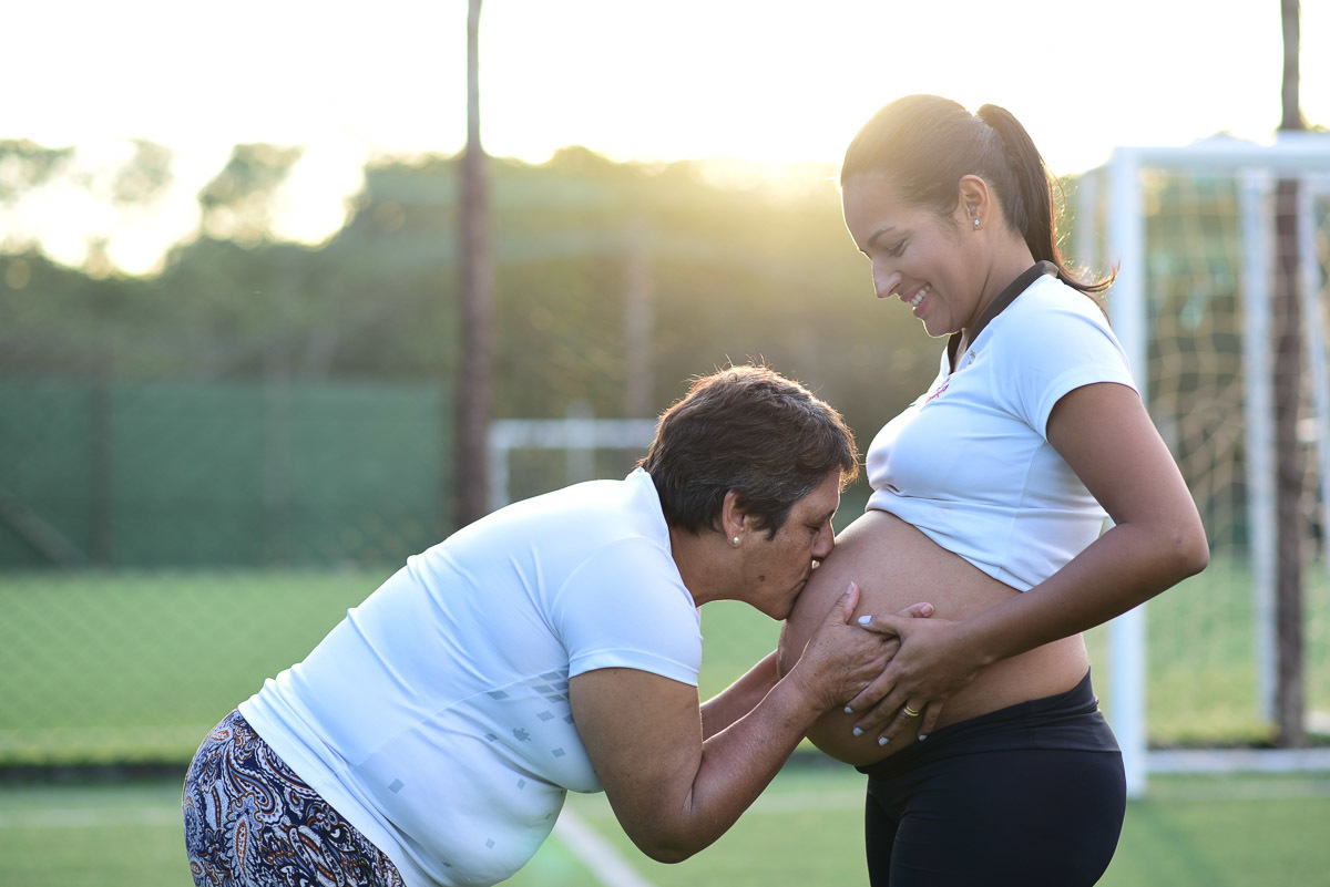 futebol gestante ensaio fotografico futebol
