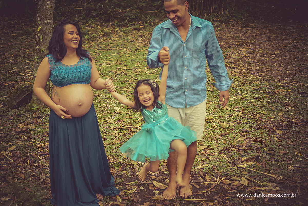 ensaio gestante tematico ubatuba,fotografo litoral sp, fotografia gestante,fotografia contos de fadas,ensaio fotografico gestante familia gestante dani campos,ensaio gestante chapeuzinho vermelho