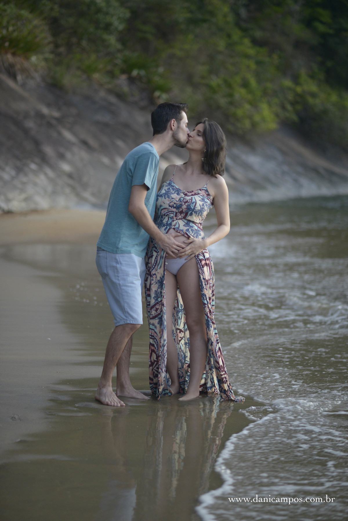 dani campos fotografa, fotografia gestante, gestante, ensaio gestante na praia, litoral norte, mamae, foto gravida, fotografos litoral norte