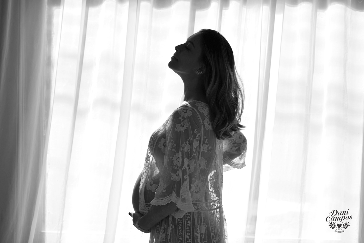 gestante estudio fotografia gravidez maternidade mae mae de menino fotografo no litoral 