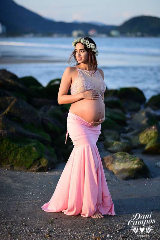 fotos gestante na praia gravidez fotos de gestante dani campos fotografia mae de menina fotografo no litoral