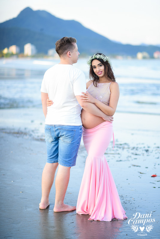 fotos gestante na praia gravidez fotos de gestante dani campos fotografia mae de menina fotografo no litoral