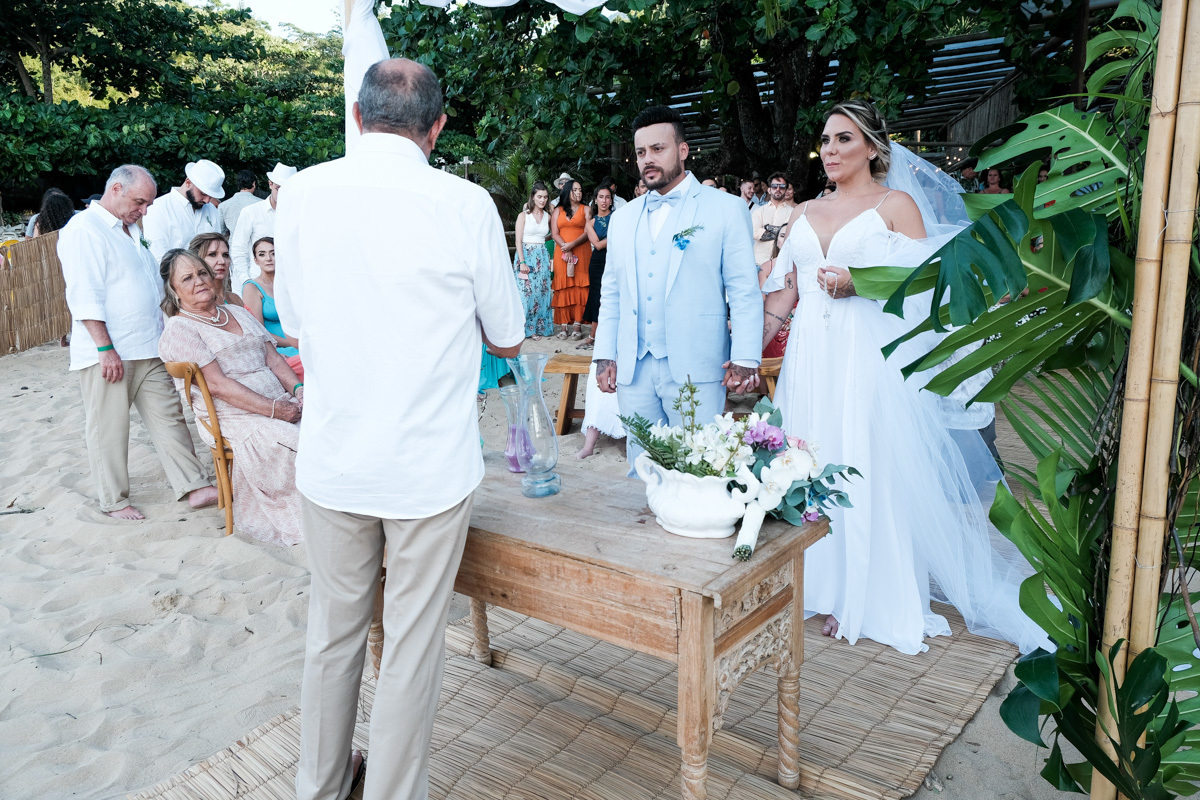 casar de dia casamento na ilha casar na praia dani campos fotografia fotografo em ilhabela 