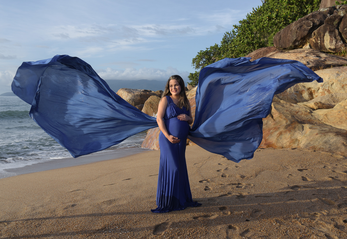 gestante ensaio fotografico gestante fotos na praia gestante na praia gravida fotografos no litoral