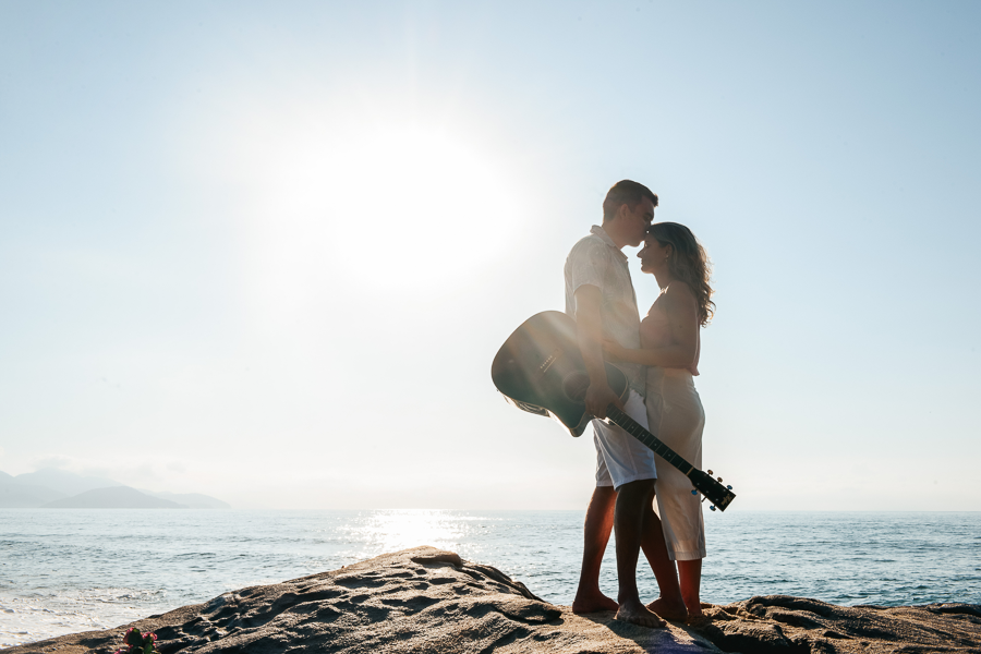 pre wedding na praia ensaio fotografico na praia nascer do sol fotografo no litoral