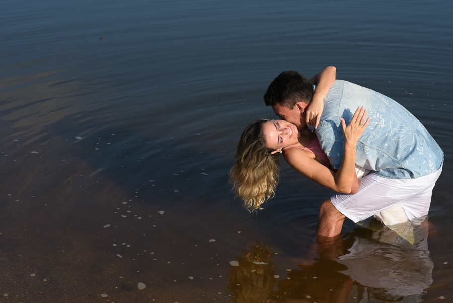 pre wedding na praia ensaio fotografico na praia nascer do sol fotografo no litoral