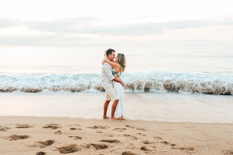 pre wedding na praia ensaio fotografico na praia nascer do sol fotografo no litoral