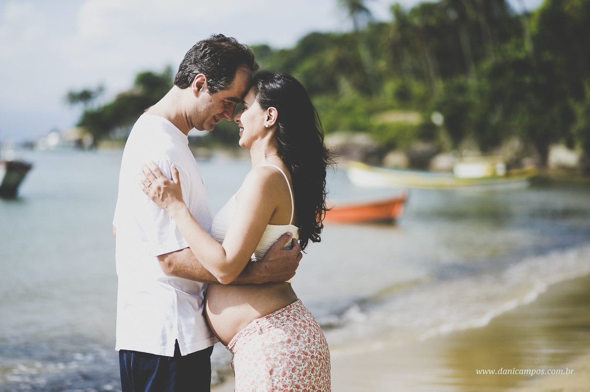 dani campos, fotografia gestante, gestante diva,  maternidade, ensaio gestante na praia, Ilha Bela