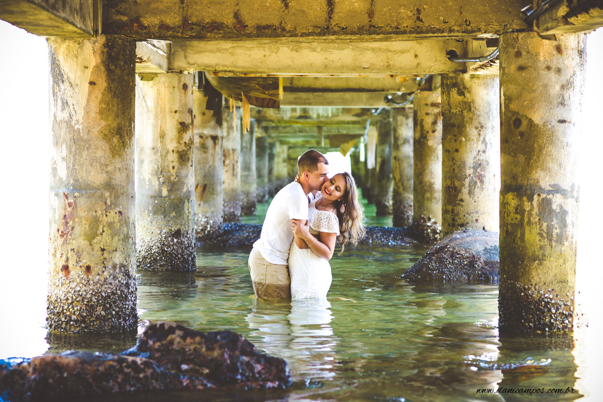 dani campos fotografia, casamento na praia, ensaio casaamento, pre wedding, fotografos no litoral, Caraguatatuba, Ilha Bela, nascer do sol, dog, casar na praia