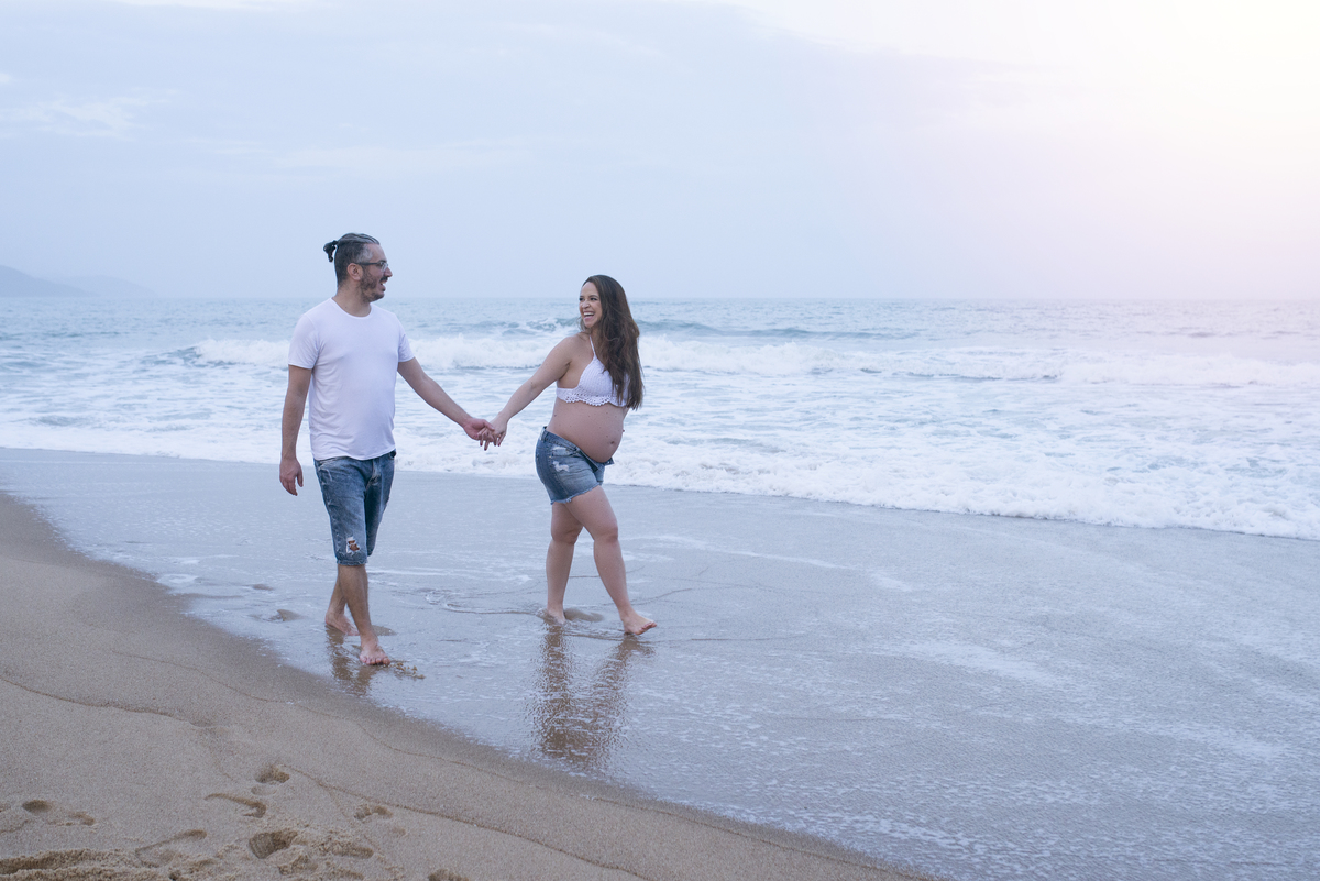 gestante na praia gravidez gravida maternidade fotografo no litoral 