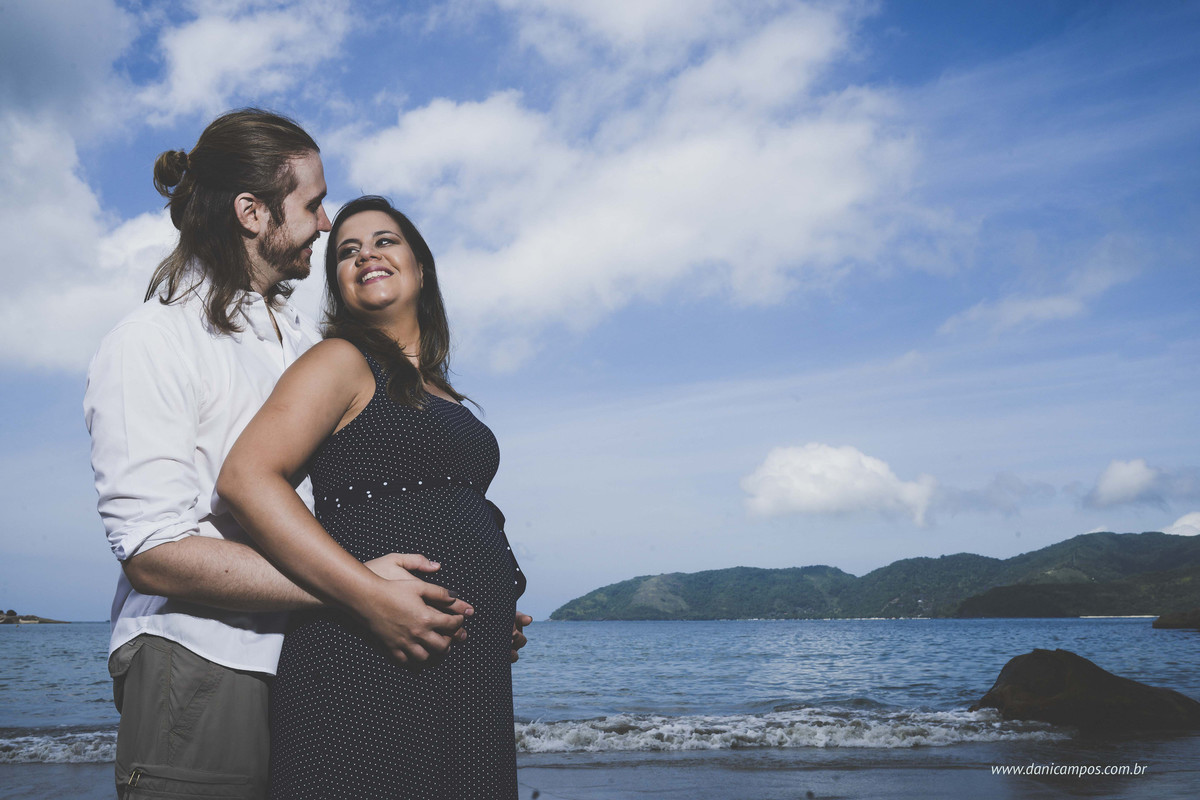 dani campos fotografia fotografos no litoral fotografo no litoral ensaio gestante ensaio gestante na praia Ubatuba ensaio gravida maternidade