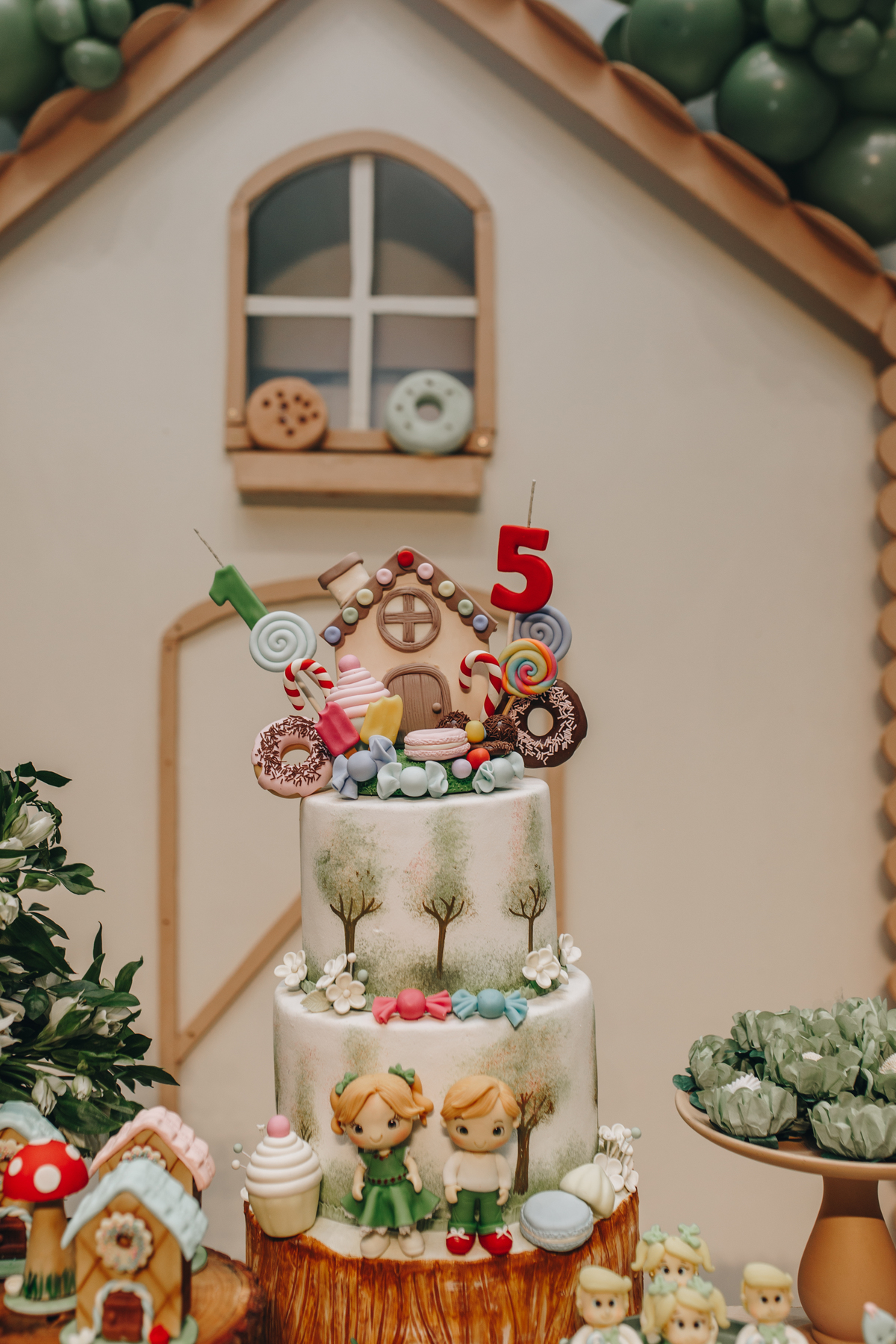 Aniversário duplo com tema de João e Maria