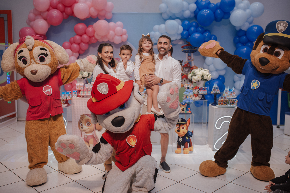 Aniversário infantil com tema da patrulha canina