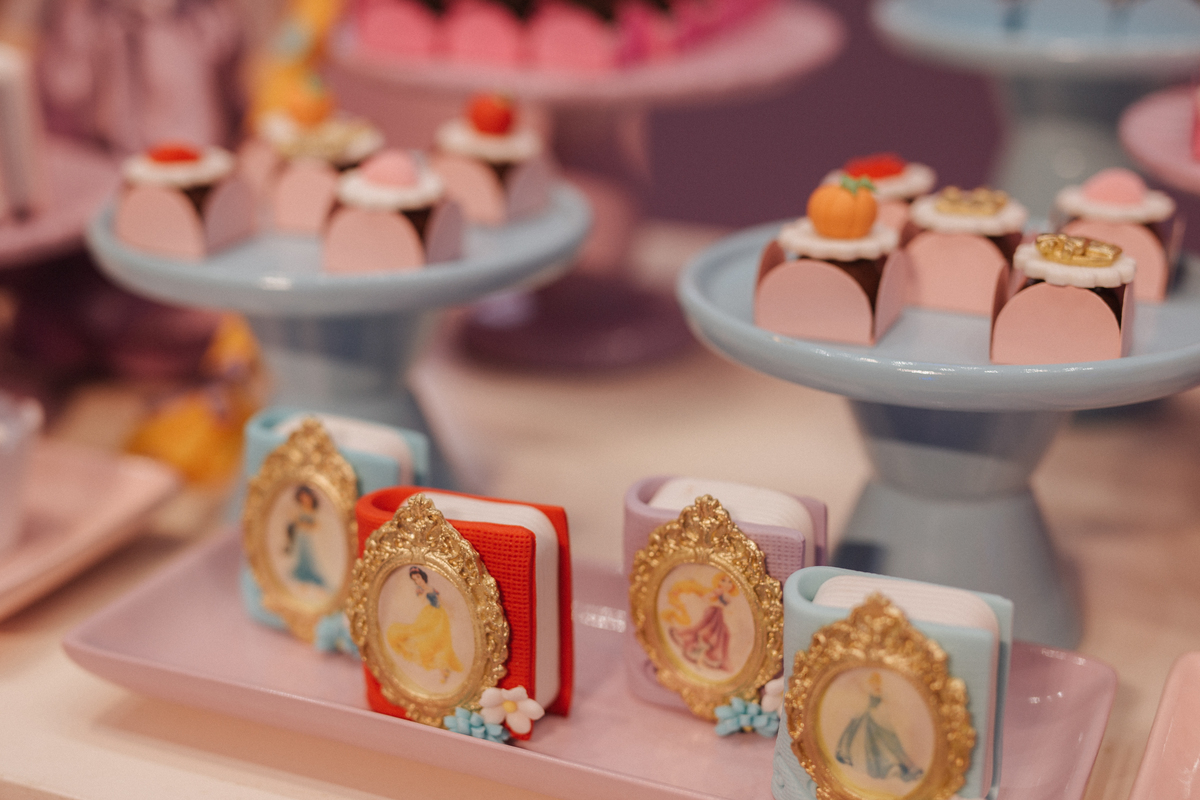 Aniversário infantil com tema da Cinderela