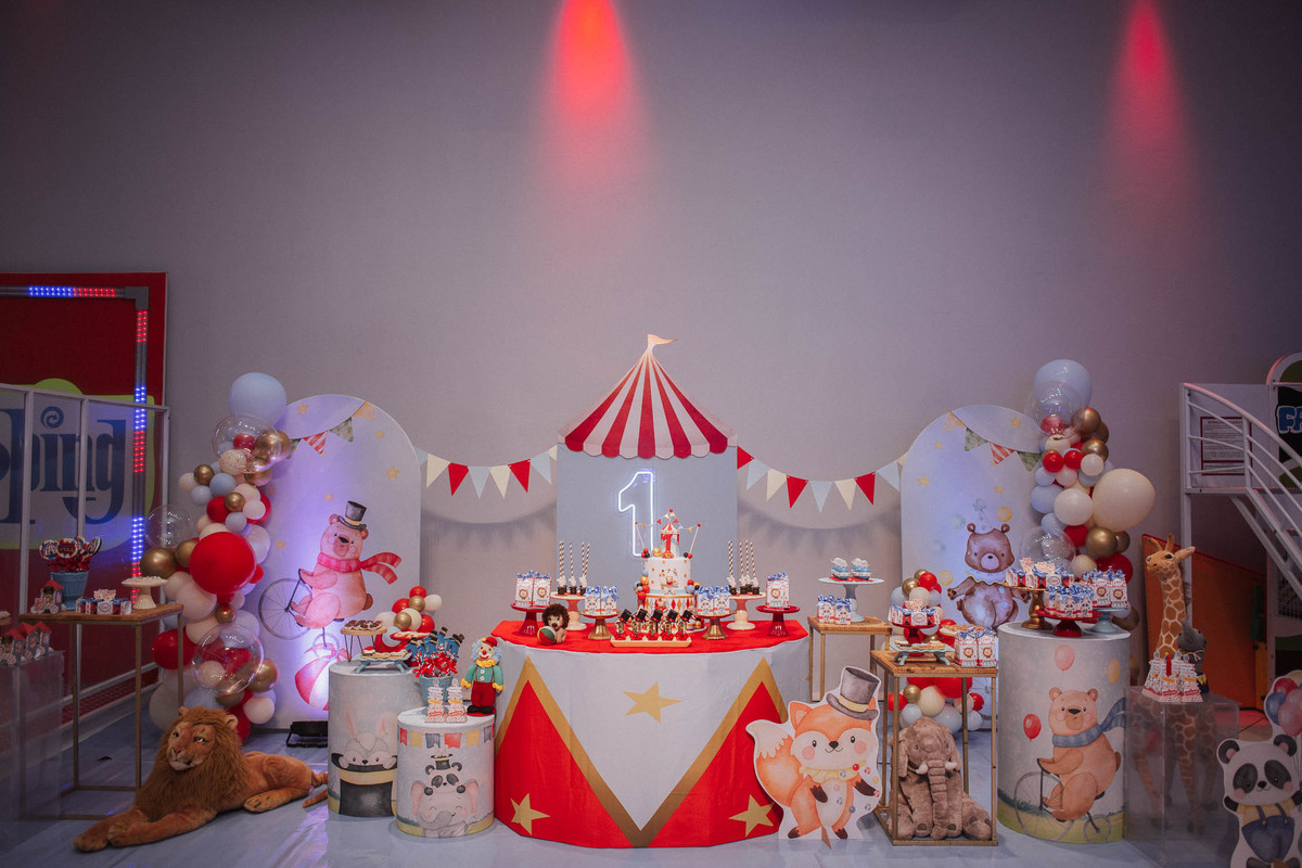 Aniversário infantil com tema de circo