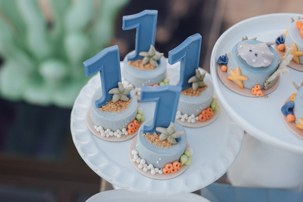 Aniversário infantil com tema de fundo do mar