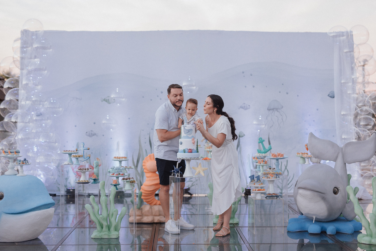 Aniversário infantil com tema de fundo do mar