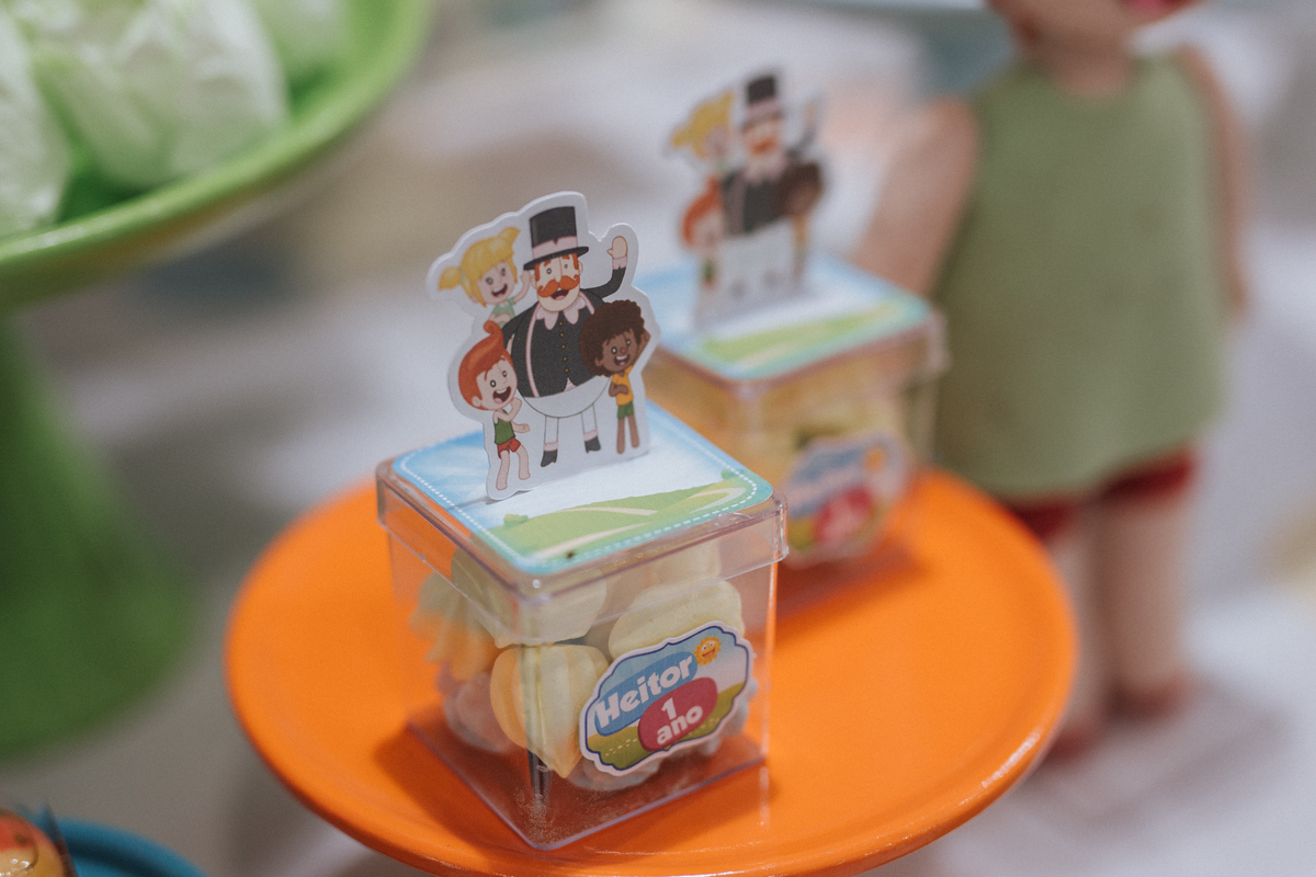 Aniversário infantil com tema do Mundo Bita