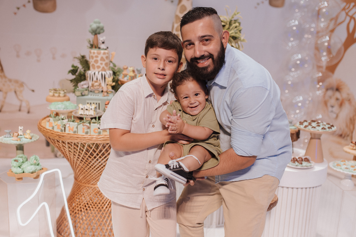 Aniversário infantil com tema de Safari