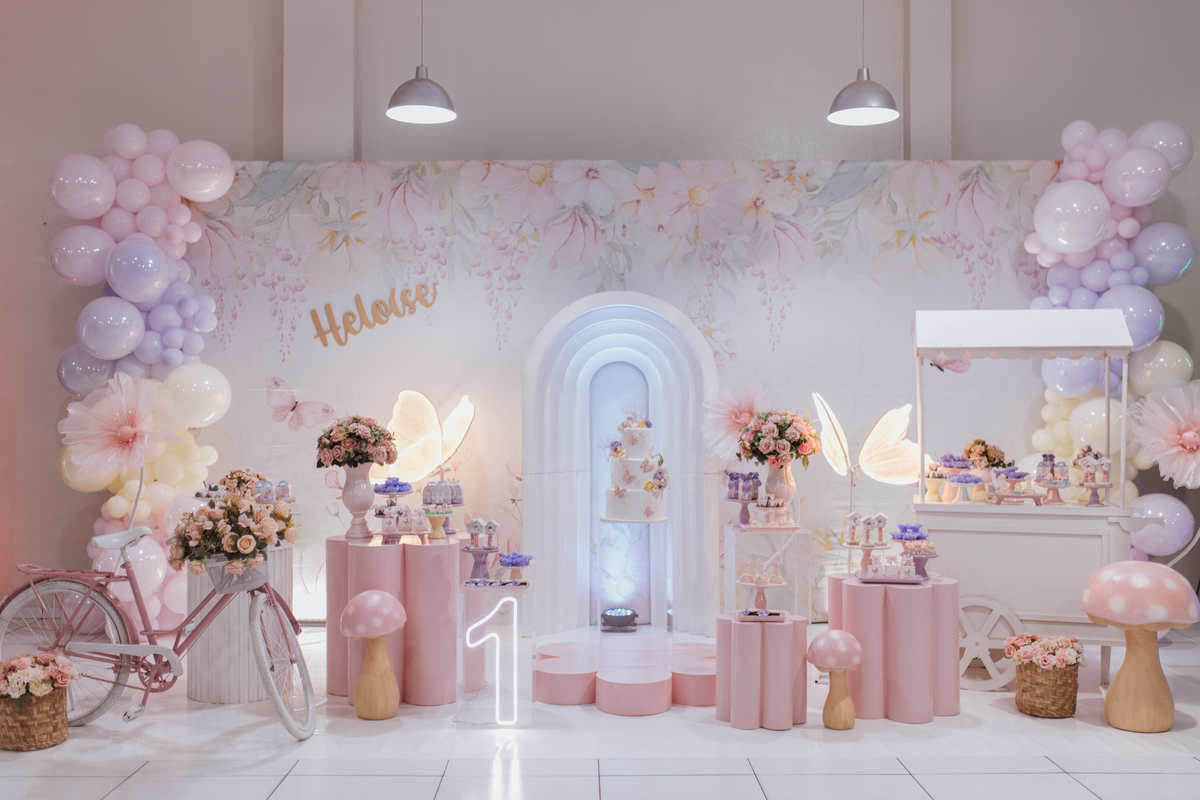 Aniversário infantil com tema de jardim