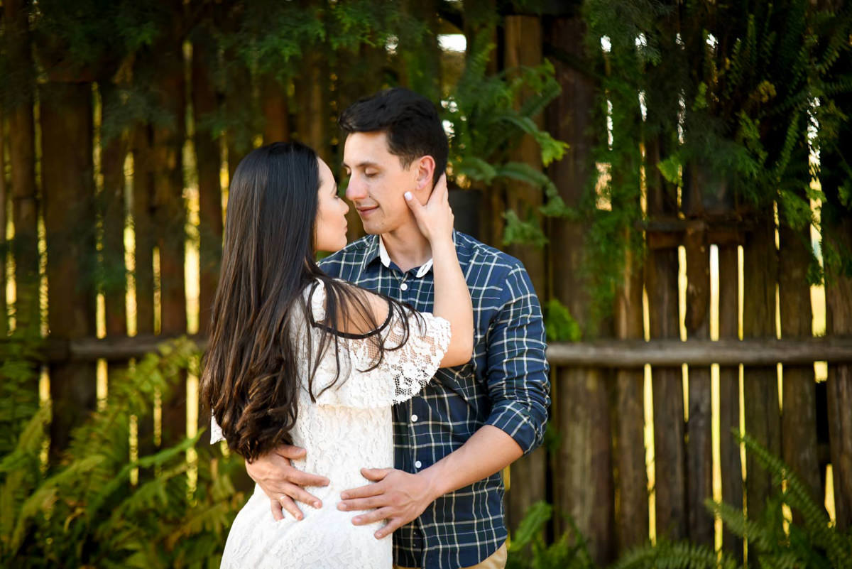 ensaio noivos casamento curitiba campo largo casamento no campo rancho P&R regatieri regattieri casamento ao ar livre casamento dia lindo noivos sorrindo