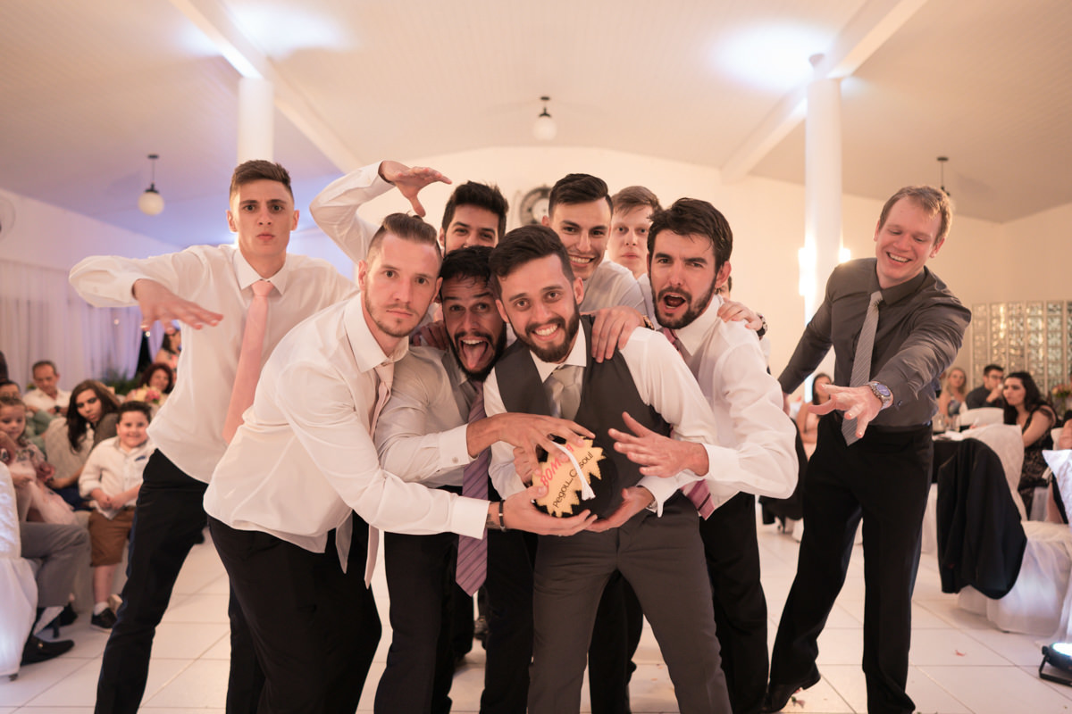 Casamento dos noivos Debora e Felipe realizado no negrão eventos, em Balsa Nova - PR, na região de Curitiba e fotografado pelo fotógrafo de casamentos Michel Druziki. 