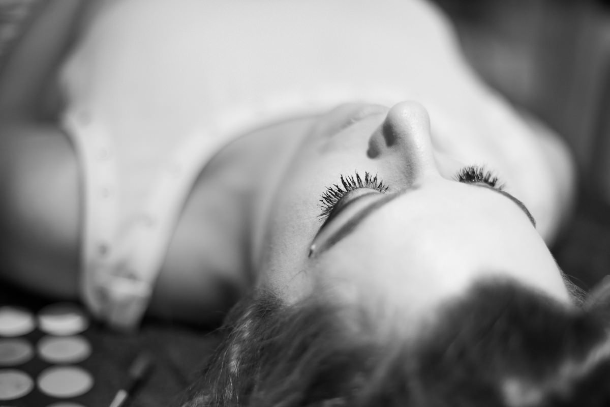 Casamento dos noivos Ana Paula e Saulo, fotografado pelo melhor fotógrafo de ensaios e casamento em Campo Largo e Curitiba, Michel Druziki. Making of da noiva