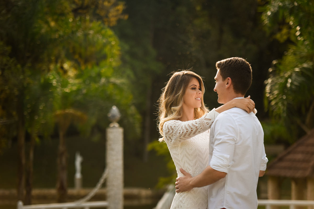 Ensaio de casamento realizado em Campo Largo, região da grande curitiba. Fotografo no Brasil e exterior, consulte a agenda e faça foto lindas como essas. Michel Druziki Fotografia de casamentos.