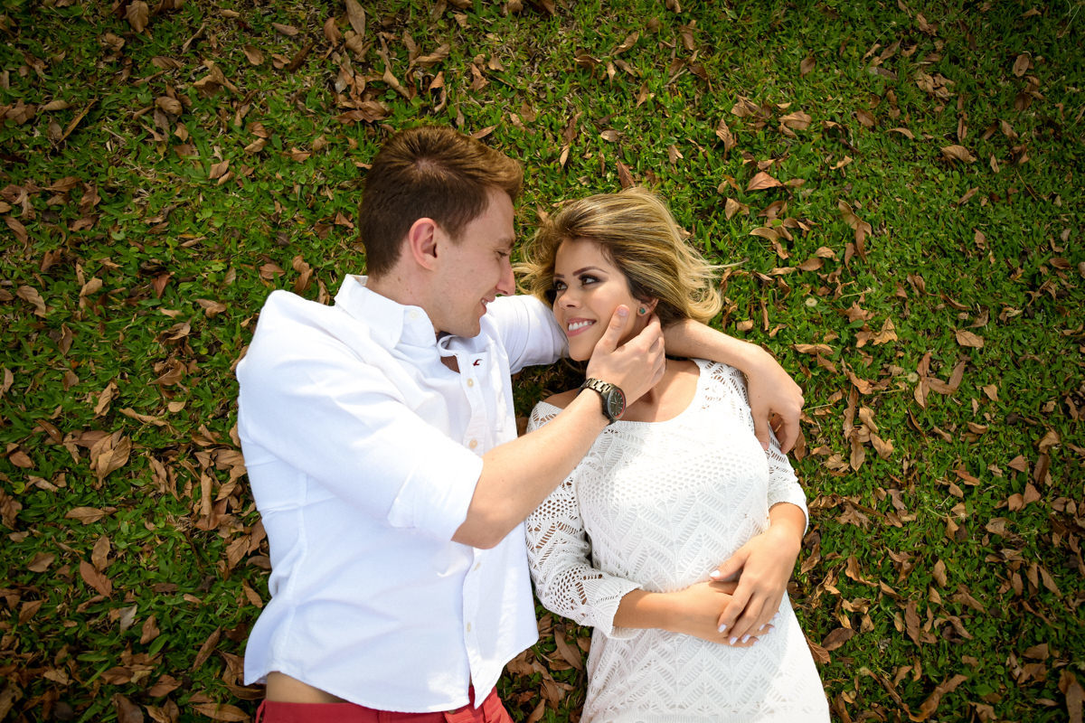 Ensaio de casamento realizado em Campo Largo, região da grande curitiba. Fotografo no Brasil e exterior, consulte a agenda e faça foto lindas como essas. Michel Druziki Fotografia de casamentos.