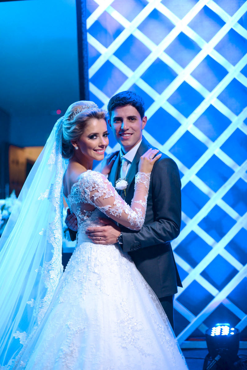 fotos noivos curitiba campo largo parana brasil sorrindo felizes poses noivos noiva linda