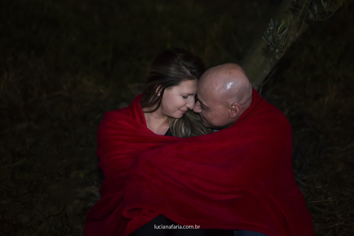 ensaio de inverno de casais em poços de caldas mg fotógrafa de casamento luciana faria