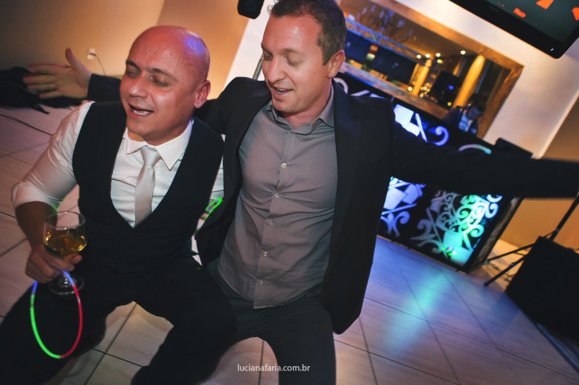 momento sertanejo na festa de casamento