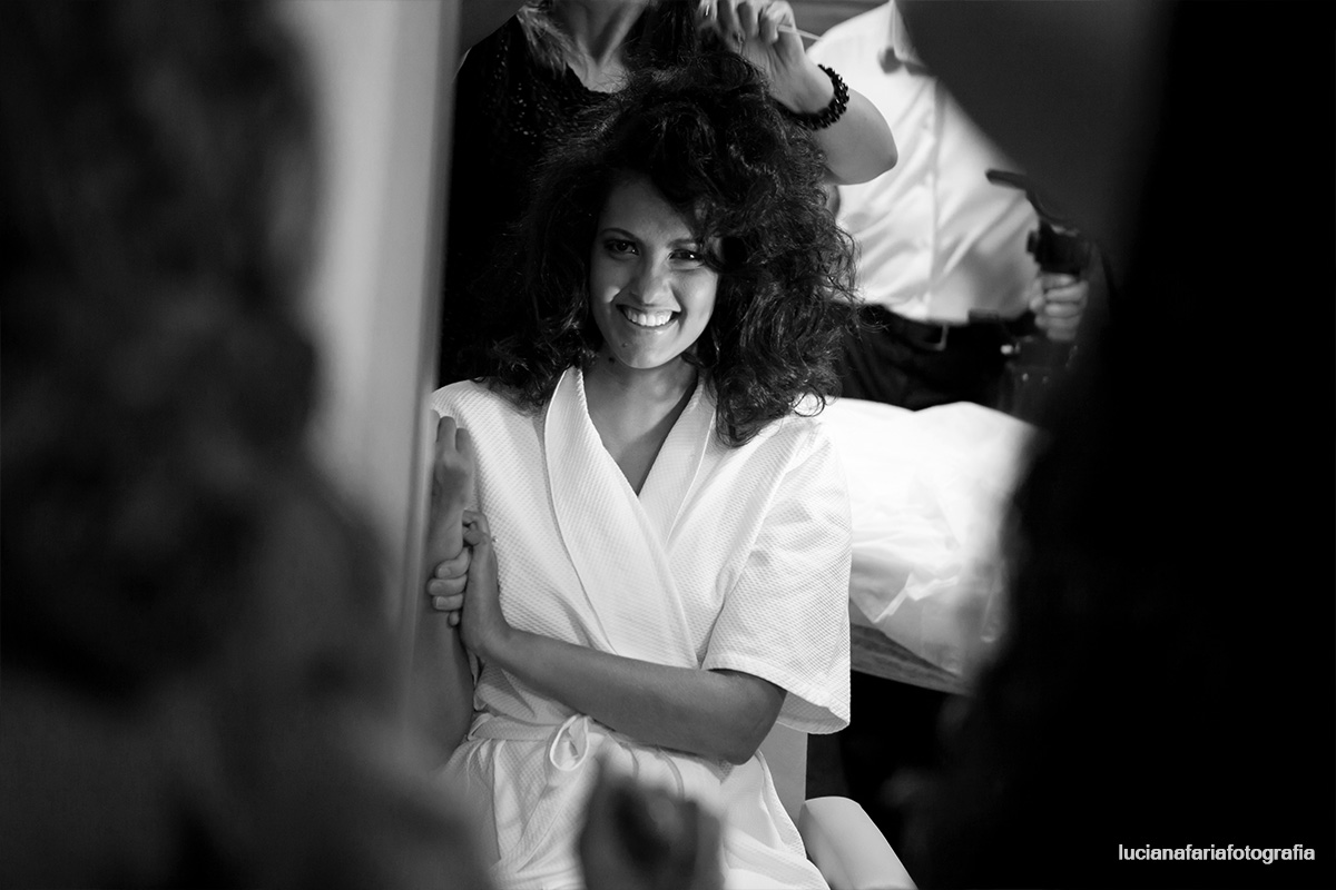 noiva, maquiagem de noiva, making of de casamento, cabelo de noiva, hora de arrumar, roupão, noiva, casamento, wedding